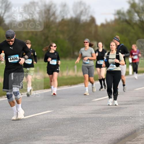 12.04.2026 - 45. Internationalen Wilhelmsburger Insellauf Dr. Thomas Lammeyer http://msf.ph/oto/9436600 12.04.2026 09:28:15 Laufen 4406, 3367, 2726, 2165 meine-sportfotos.de