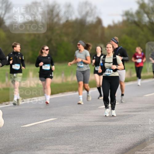12.04.2026 - 45. Internationalen Wilhelmsburger Insellauf Dr. Thomas Lammeyer http://msf.ph/oto/9436602 12.04.2026 09:28:15 Laufen 440, 2165, 2726 meine-sportfotos.de