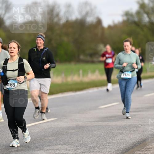 12.04.2026 - 45. Internationalen Wilhelmsburger Insellauf Dr. Thomas Lammeyer http://msf.ph/oto/9436623 12.04.2026 09:28:19 Laufen 3297, 165, 2126 meine-sportfotos.de