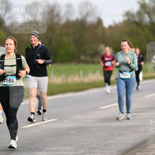 12.04.2026 - 45. Internationalen Wilhelmsburger Insellauf Dr. Thomas Lammeyer http://msf.ph/oto/9436624 12.04.2026 09:28:19 Laufen 2165, 2726 meine-sportfotos.de