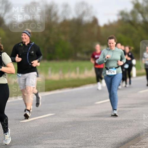 12.04.2026 - 45. Internationalen Wilhelmsburger Insellauf Dr. Thomas Lammeyer http://msf.ph/oto/9436627 12.04.2026 09:28:20 Laufen 165, 2726 meine-sportfotos.de