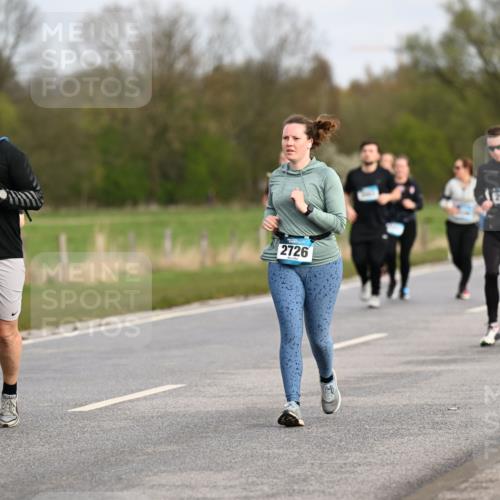 12.04.2026 - 45. Internationalen Wilhelmsburger Insellauf Dr. Thomas Lammeyer http://msf.ph/oto/9436634 12.04.2026 09:28:21 Laufen 2726 meine-sportfotos.de