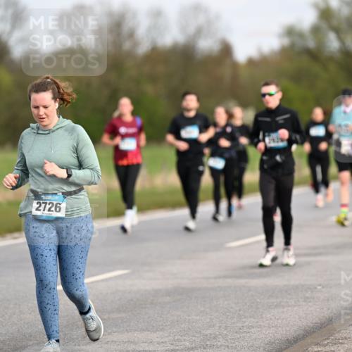 12.04.2026 - 45. Internationalen Wilhelmsburger Insellauf Dr. Thomas Lammeyer http://msf.ph/oto/9436648 12.04.2026 09:28:23 Laufen 2726 meine-sportfotos.de
