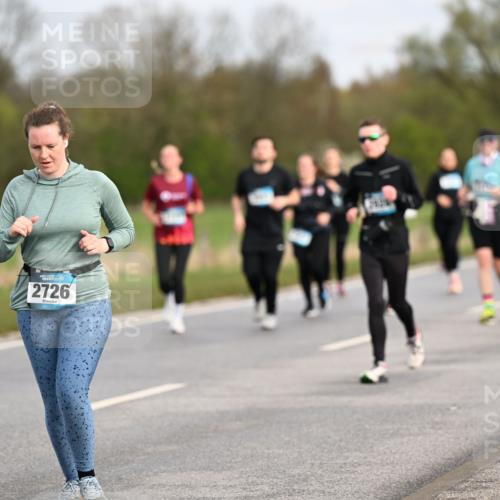 12.04.2026 - 45. Internationalen Wilhelmsburger Insellauf Dr. Thomas Lammeyer http://msf.ph/oto/9436649 12.04.2026 09:28:23 Laufen 2726 meine-sportfotos.de
