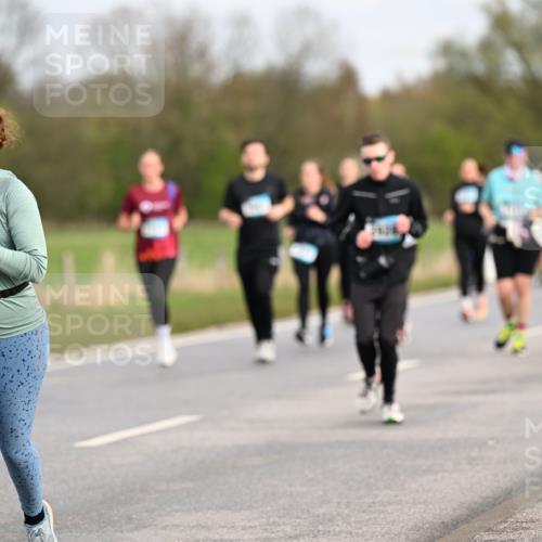12.04.2026 - 45. Internationalen Wilhelmsburger Insellauf Dr. Thomas Lammeyer http://msf.ph/oto/9436652 12.04.2026 09:28:23 Laufen 2726 meine-sportfotos.de