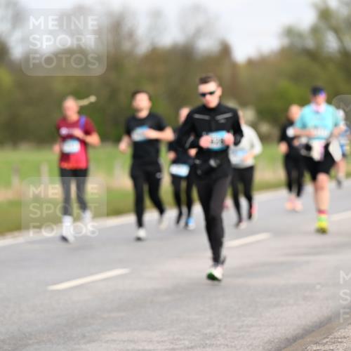 12.04.2026 - 45. Internationalen Wilhelmsburger Insellauf Dr. Thomas Lammeyer http://msf.ph/oto/9436656 12.04.2026 09:28:24 Laufen 26 meine-sportfotos.de