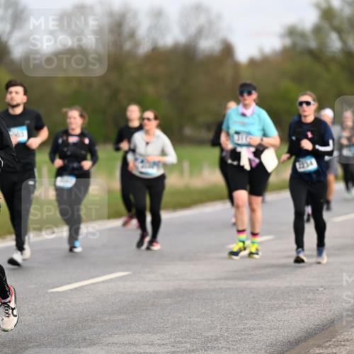 12.04.2026 - 45. Internationalen Wilhelmsburger Insellauf Dr. Thomas Lammeyer http://msf.ph/oto/9436674 12.04.2026 09:28:27 Laufen 2928 meine-sportfotos.de