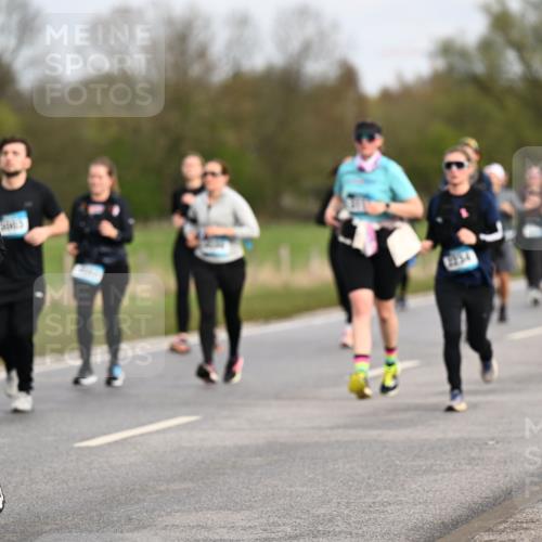 12.04.2026 - 45. Internationalen Wilhelmsburger Insellauf Dr. Thomas Lammeyer http://msf.ph/oto/9436675 12.04.2026 09:28:27 Laufen 2928 meine-sportfotos.de