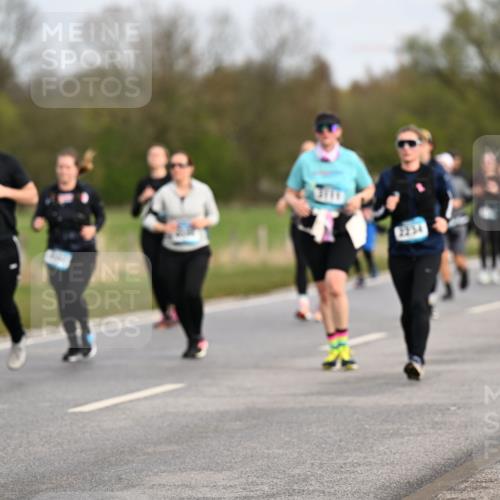12.04.2026 - 45. Internationalen Wilhelmsburger Insellauf Dr. Thomas Lammeyer http://msf.ph/oto/9436677 12.04.2026 09:28:27 Laufen 2928, 3110, 2234 meine-sportfotos.de