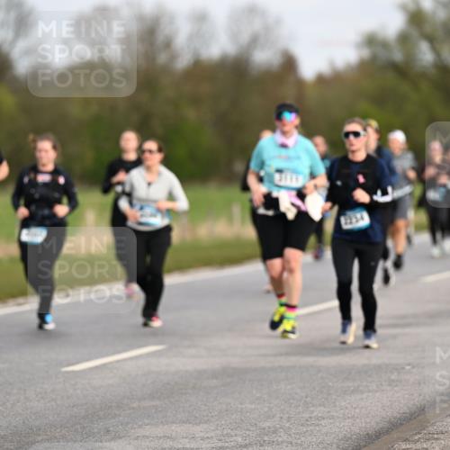 12.04.2026 - 45. Internationalen Wilhelmsburger Insellauf Dr. Thomas Lammeyer http://msf.ph/oto/9436679 12.04.2026 09:28:27 Laufen 3111 meine-sportfotos.de