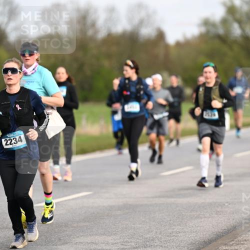 12.04.2026 - 45. Internationalen Wilhelmsburger Insellauf Dr. Thomas Lammeyer http://msf.ph/oto/9436701 12.04.2026 09:28:31 Laufen 1586, 2234 meine-sportfotos.de