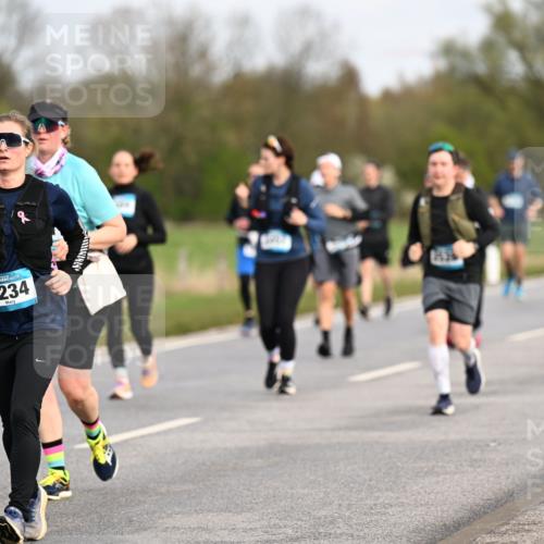 12.04.2026 - 45. Internationalen Wilhelmsburger Insellauf Dr. Thomas Lammeyer http://msf.ph/oto/9436702 12.04.2026 09:28:31 Laufen 36, 2234 meine-sportfotos.de