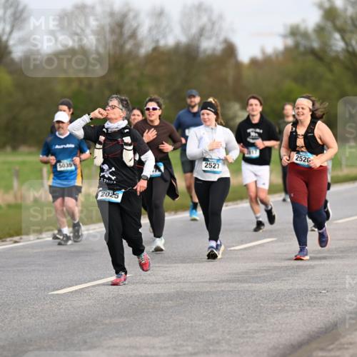 12.04.2026 - 45. Internationalen Wilhelmsburger Insellauf Dr. Thomas Lammeyer http://msf.ph/oto/9436739 12.04.2026 09:28:37 Laufen 2588, 5035, 2025, 2527, 2526 meine-sportfotos.de