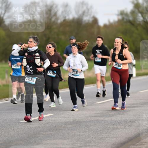 12.04.2026 - 45. Internationalen Wilhelmsburger Insellauf Dr. Thomas Lammeyer http://msf.ph/oto/9436742 12.04.2026 09:28:37 Laufen 5035, 2527, 2475, 2025, 2817, 2526 meine-sportfotos.de