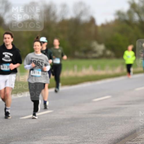 12.04.2026 - 45. Internationalen Wilhelmsburger Insellauf Dr. Thomas Lammeyer http://msf.ph/oto/9436776 12.04.2026 09:28:42 Laufen 965, 26 meine-sportfotos.de