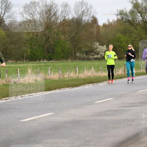 12.04.2026 - 45. Internationalen Wilhelmsburger Insellauf Dr. Thomas Lammeyer http://msf.ph/oto/9436793 12.04.2026 09:28:45 Laufen 4485, 5616, 2245, 232, 2244, 2342 meine-sportfotos.de