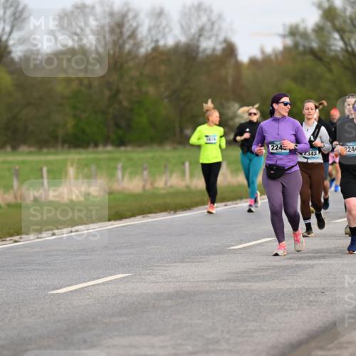 12.04.2026 - 45. Internationalen Wilhelmsburger Insellauf Dr. Thomas Lammeyer http://msf.ph/oto/9436810 12.04.2026 09:28:48 Laufen 2245, 2342, 2244, 3690 meine-sportfotos.de