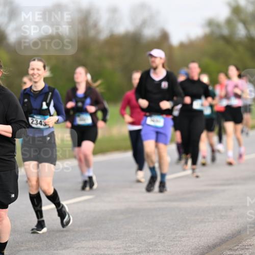 12.04.2026 - 45. Internationalen Wilhelmsburger Insellauf Dr. Thomas Lammeyer http://msf.ph/oto/9436847 12.04.2026 09:28:55 Laufen 2345, 2244 meine-sportfotos.de