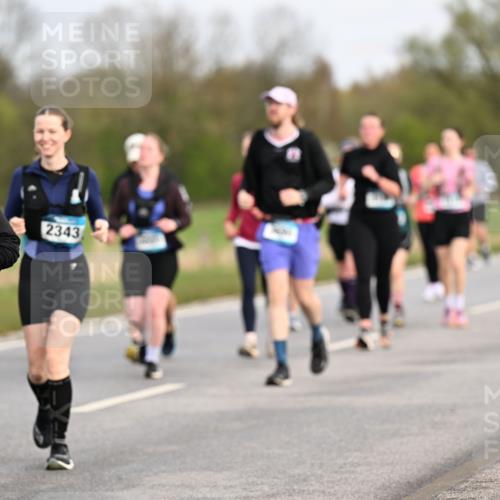 12.04.2026 - 45. Internationalen Wilhelmsburger Insellauf Dr. Thomas Lammeyer http://msf.ph/oto/9436849 12.04.2026 09:28:55 Laufen 2244, 2343 meine-sportfotos.de