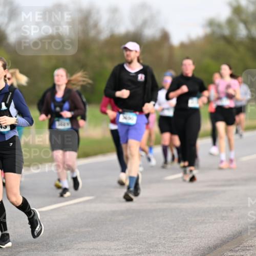 12.04.2026 - 45. Internationalen Wilhelmsburger Insellauf Dr. Thomas Lammeyer http://msf.ph/oto/9436852 12.04.2026 09:28:55 Laufen 2345 meine-sportfotos.de