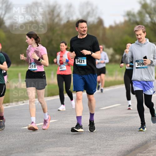 12.04.2026 - 45. Internationalen Wilhelmsburger Insellauf Dr. Thomas Lammeyer http://msf.ph/oto/9436887 12.04.2026 09:29:01 Laufen 108, 2109, 518, 1455, 3421, 3098 meine-sportfotos.de