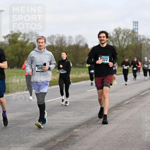 12.04.2026 - 45. Internationalen Wilhelmsburger Insellauf Dr. Thomas Lammeyer http://msf.ph/oto/9436904 12.04.2026 09:29:05 Laufen 9, 2518, 3421, 309, 5851, 2322 meine-sportfotos.de