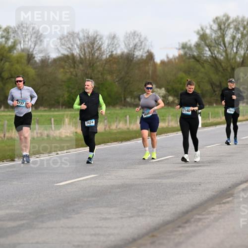 12.04.2026 - 45. Internationalen Wilhelmsburger Insellauf Dr. Thomas Lammeyer http://msf.ph/oto/9436929 12.04.2026 09:29:09 Laufen 1737, 3688, 2146, 2697, 2698, 374, 2424 meine-sportfotos.de