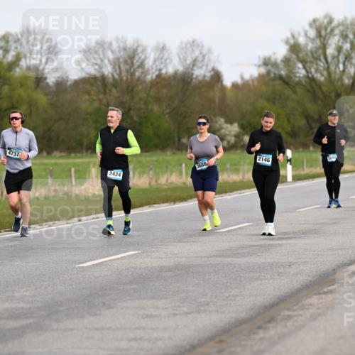 12.04.2026 - 45. Internationalen Wilhelmsburger Insellauf Dr. Thomas Lammeyer http://msf.ph/oto/9436930 12.04.2026 09:29:09 Laufen 4737, 2424, 3688, 2146, 2698, 2697 meine-sportfotos.de