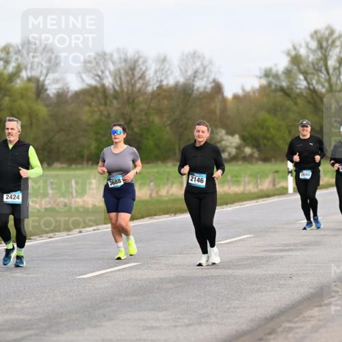 12.04.2026 - 45. Internationalen Wilhelmsburger Insellauf Dr. Thomas Lammeyer http://msf.ph/oto/9436945 12.04.2026 09:29:11 Laufen 3688, 2146, 2424, 2697, 2698, 52, 4374 meine-sportfotos.de