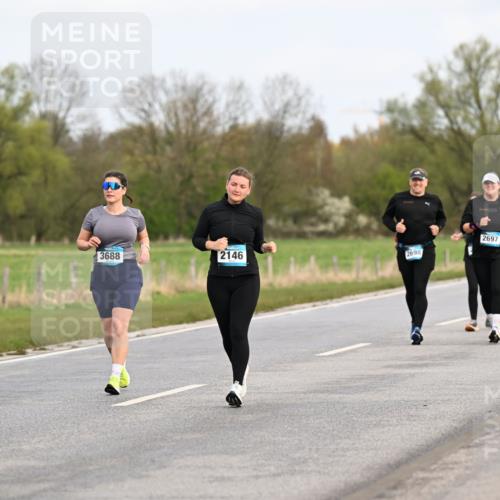 12.04.2026 - 45. Internationalen Wilhelmsburger Insellauf Dr. Thomas Lammeyer http://msf.ph/oto/9436952 12.04.2026 09:29:12 Laufen 2424, 3688, 2146, 2698, 2697, 7974 meine-sportfotos.de