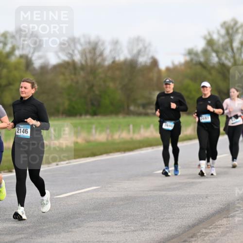 12.04.2026 - 45. Internationalen Wilhelmsburger Insellauf Dr. Thomas Lammeyer http://msf.ph/oto/9436964 12.04.2026 09:29:14 Laufen 3688, 2146, 2698, 2697 meine-sportfotos.de