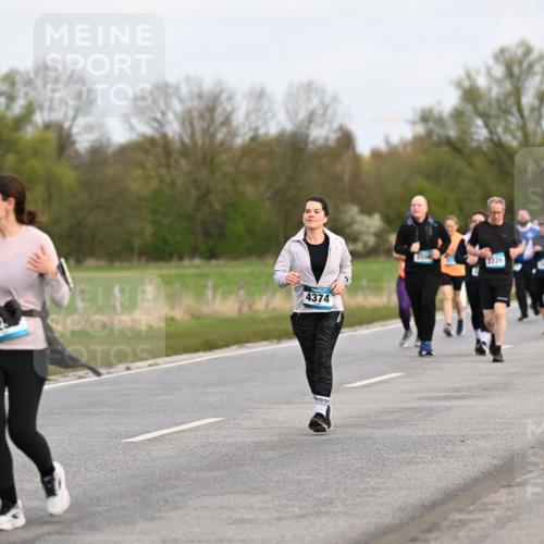 12.04.2026 - 45. Internationalen Wilhelmsburger Insellauf Dr. Thomas Lammeyer http://msf.ph/oto/9437009 12.04.2026 09:29:22 Laufen 2929, 52, 4374, 2226 meine-sportfotos.de