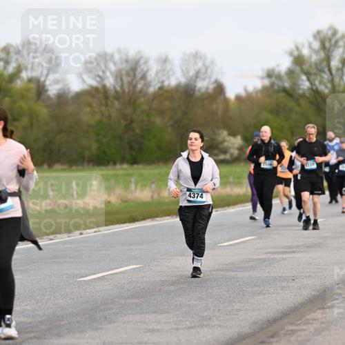 12.04.2026 - 45. Internationalen Wilhelmsburger Insellauf Dr. Thomas Lammeyer http://msf.ph/oto/9437010 12.04.2026 09:29:22 Laufen 2929, 52, 4374, 1226 meine-sportfotos.de