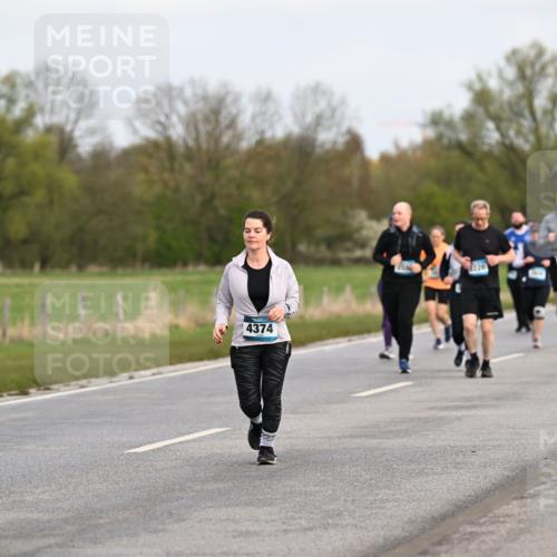 12.04.2026 - 45. Internationalen Wilhelmsburger Insellauf Dr. Thomas Lammeyer http://msf.ph/oto/9437014 12.04.2026 09:29:23 Laufen 52, 4374 meine-sportfotos.de