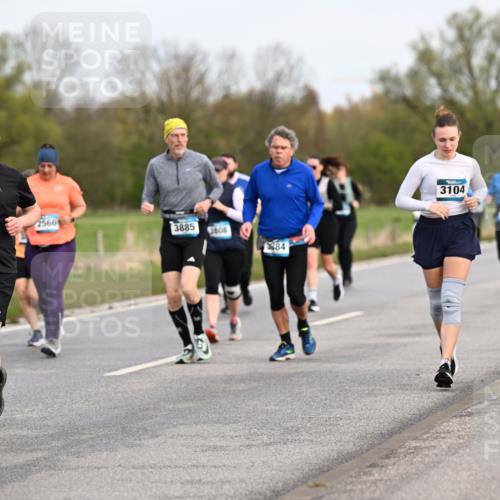 12.04.2026 - 45. Internationalen Wilhelmsburger Insellauf Dr. Thomas Lammeyer http://msf.ph/oto/9437058 12.04.2026 09:29:31 Laufen 25661, 2226, 3885, 84, 3104, 3080 meine-sportfotos.de