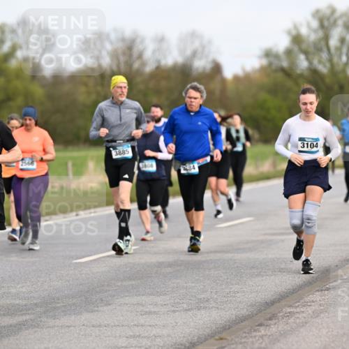 12.04.2026 - 45. Internationalen Wilhelmsburger Insellauf Dr. Thomas Lammeyer http://msf.ph/oto/9437059 12.04.2026 09:29:31 Laufen 3885, 2226, 2566, 3800, 84, 3104, 3080 meine-sportfotos.de