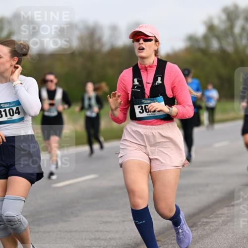 12.04.2026 - 45. Internationalen Wilhelmsburger Insellauf Dr. Thomas Lammeyer http://msf.ph/oto/9437088 12.04.2026 09:29:35 Laufen 3104, 45, 30 meine-sportfotos.de