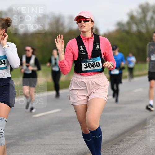 12.04.2026 - 45. Internationalen Wilhelmsburger Insellauf Dr. Thomas Lammeyer http://msf.ph/oto/9437089 12.04.2026 09:29:35 Laufen 3104, 3080 meine-sportfotos.de