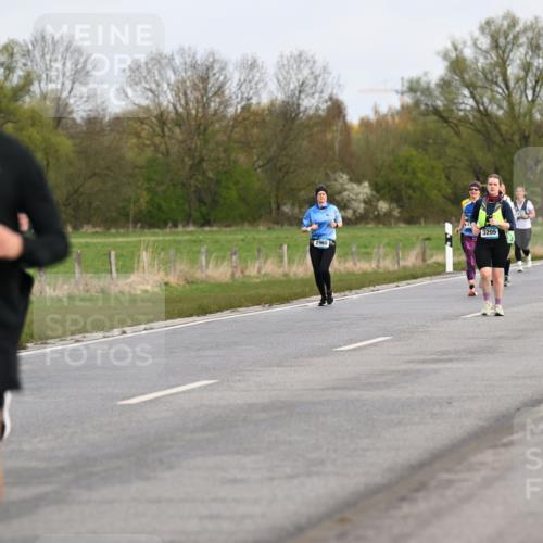 12.04.2026 - 45. Internationalen Wilhelmsburger Insellauf Dr. Thomas Lammeyer http://msf.ph/oto/9437116 12.04.2026 09:29:40 Laufen 1810, 2960, 3205, 230 meine-sportfotos.de
