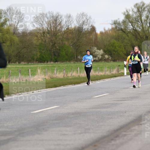 12.04.2026 - 45. Internationalen Wilhelmsburger Insellauf Dr. Thomas Lammeyer http://msf.ph/oto/9437117 12.04.2026 09:29:41 Laufen 1816, 2960, 3205 meine-sportfotos.de