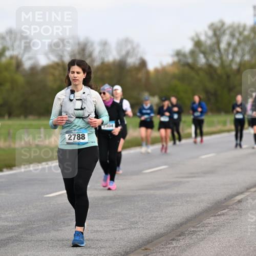 12.04.2026 - 45. Internationalen Wilhelmsburger Insellauf Dr. Thomas Lammeyer http://msf.ph/oto/9437177 12.04.2026 09:29:54 Laufen 2788 meine-sportfotos.de
