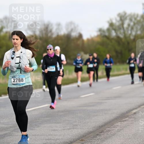 12.04.2026 - 45. Internationalen Wilhelmsburger Insellauf Dr. Thomas Lammeyer http://msf.ph/oto/9437181 12.04.2026 09:29:54 Laufen 2788 meine-sportfotos.de