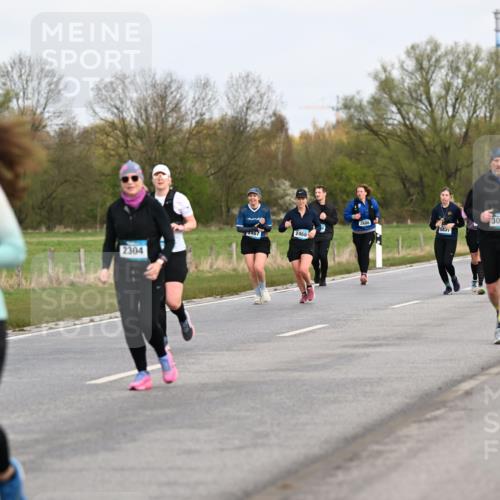 12.04.2026 - 45. Internationalen Wilhelmsburger Insellauf Dr. Thomas Lammeyer http://msf.ph/oto/9437184 12.04.2026 09:29:55 Laufen 2304, 2680, 2467, 2468, 583, 3058, 2135, 498 meine-sportfotos.de