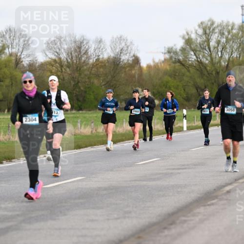 12.04.2026 - 45. Internationalen Wilhelmsburger Insellauf Dr. Thomas Lammeyer http://msf.ph/oto/9437191 12.04.2026 09:29:56 Laufen 79, 13, 467, 2468, 2680, 5831, 2304, 3058, 2135, 2498 meine-sportfotos.de