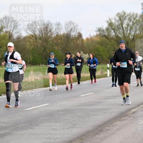 12.04.2026 - 45. Internationalen Wilhelmsburger Insellauf Dr. Thomas Lammeyer http://msf.ph/oto/9437198 12.04.2026 09:29:57 Laufen 2679, 3058, 2680, 4813, 2467, 2468, 474, 2135, 2498 meine-sportfotos.de