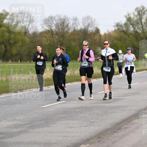 12.04.2026 - 45. Internationalen Wilhelmsburger Insellauf Dr. Thomas Lammeyer http://msf.ph/oto/9437230 12.04.2026 09:30:04 Laufen 2468, 2140, 2679, 2135, 2498 meine-sportfotos.de