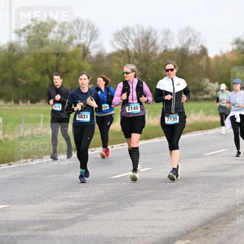 12.04.2026 - 45. Internationalen Wilhelmsburger Insellauf Dr. Thomas Lammeyer http://msf.ph/oto/9437242 12.04.2026 09:30:06 Laufen 2679, 32, 5831, 580, 2140, 2135, 249 meine-sportfotos.de