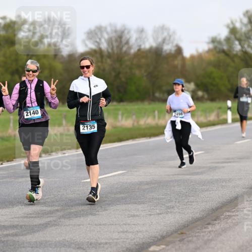 12.04.2026 - 45. Internationalen Wilhelmsburger Insellauf Dr. Thomas Lammeyer http://msf.ph/oto/9437251 12.04.2026 09:30:07 Laufen 5831, 2140, 2135, 2498 meine-sportfotos.de