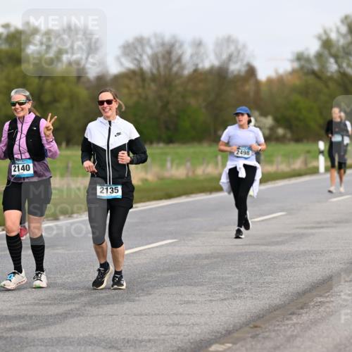 12.04.2026 - 45. Internationalen Wilhelmsburger Insellauf Dr. Thomas Lammeyer http://msf.ph/oto/9437253 12.04.2026 09:30:08 Laufen 5831, 2140, 2135, 2498 meine-sportfotos.de