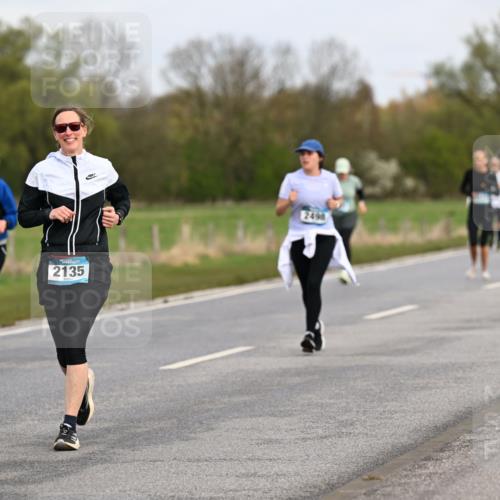 12.04.2026 - 45. Internationalen Wilhelmsburger Insellauf Dr. Thomas Lammeyer http://msf.ph/oto/9437256 12.04.2026 09:30:08 Laufen 2140, 2135, 2498 meine-sportfotos.de